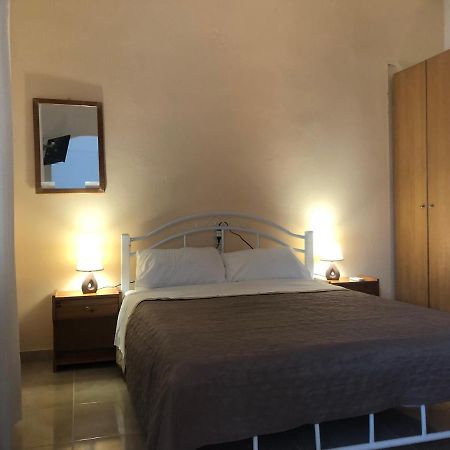 Jonny O, Apartment By The Sea Loutraki  Екстер'єр фото