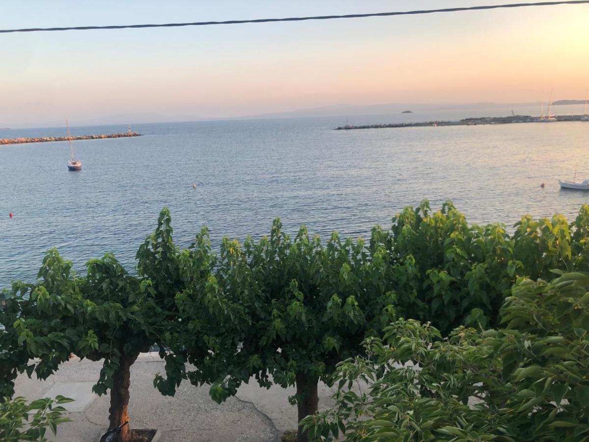 Jonny O, Apartment By The Sea Loutraki  Екстер'єр фото